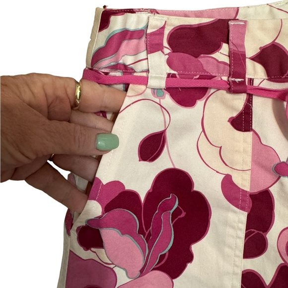 🎊HOST PICK🎊 NWT FUN PRINT SHORTS SPRING/SUMMER 8 PETITE #1 - Picture 2 of 9